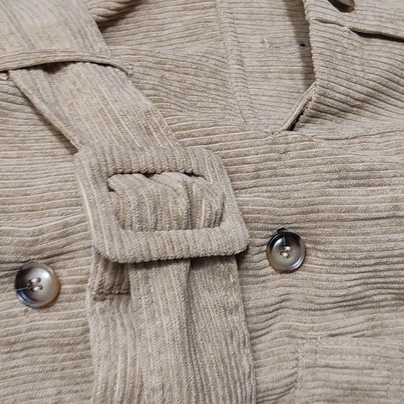 Stylish Tan Corduroy Utility Jacket - Picture 3 of 9